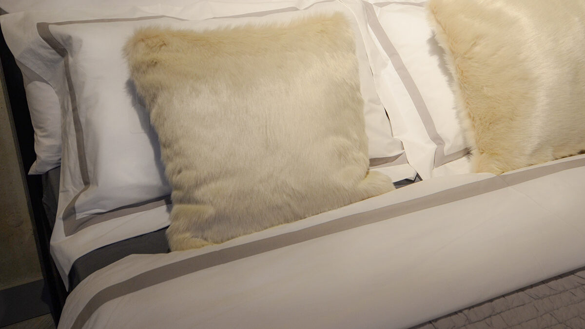 boutique hotel collection5 ivory taupe bedding close up