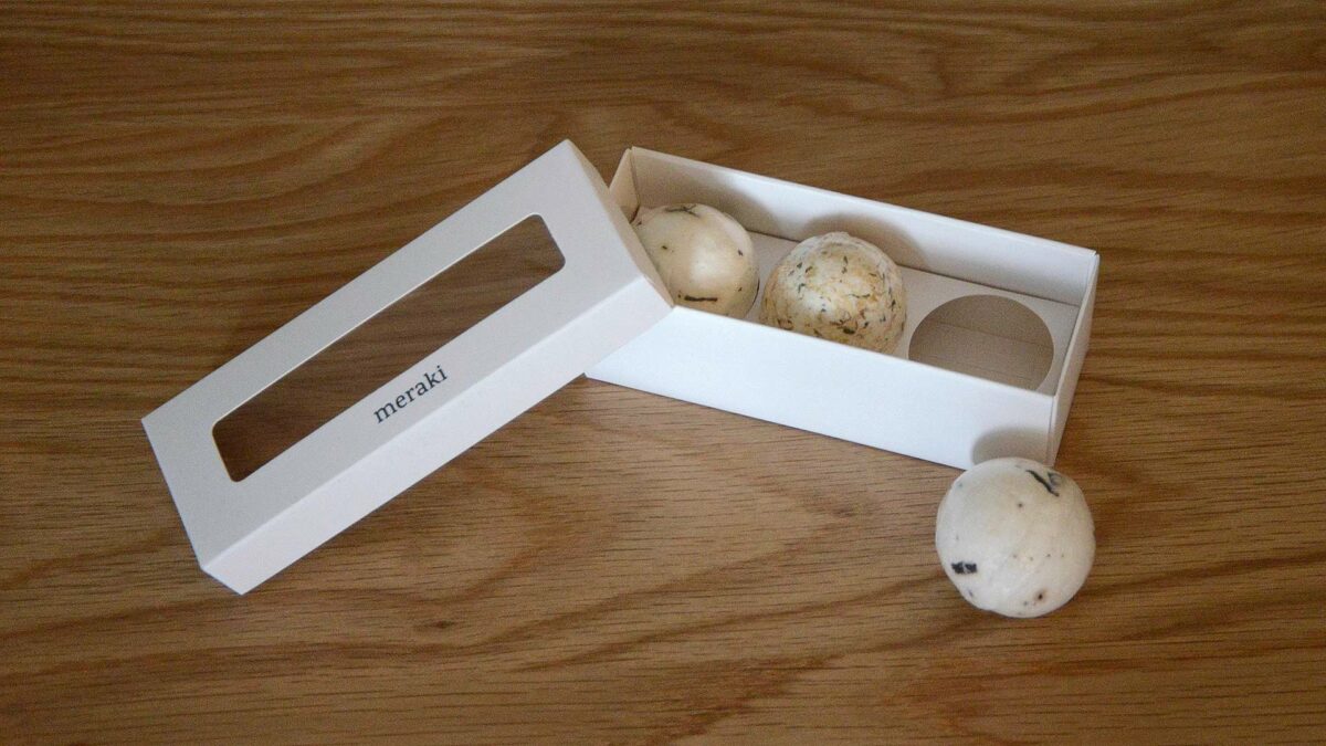 box of bath melts meraki