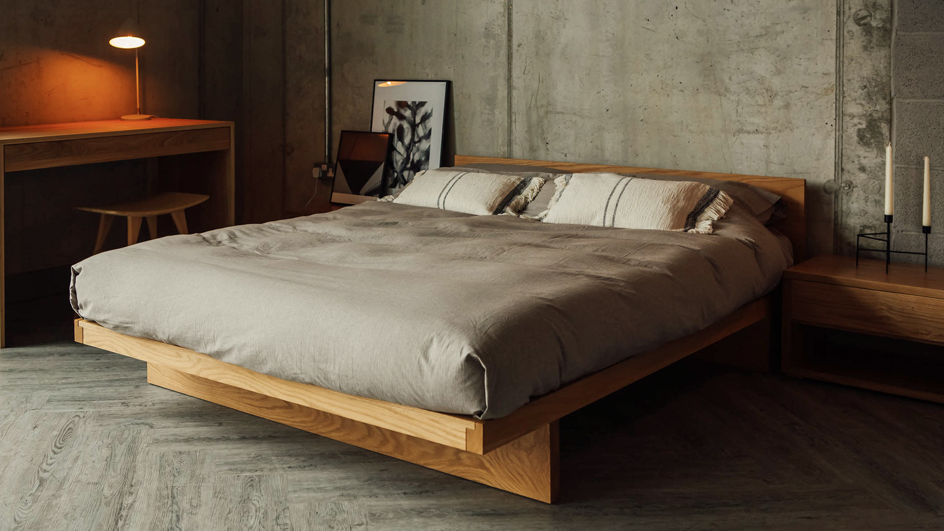 brown melange Organic Duvet cover and pillowcases on our solid wood Kyoto bed in Oak