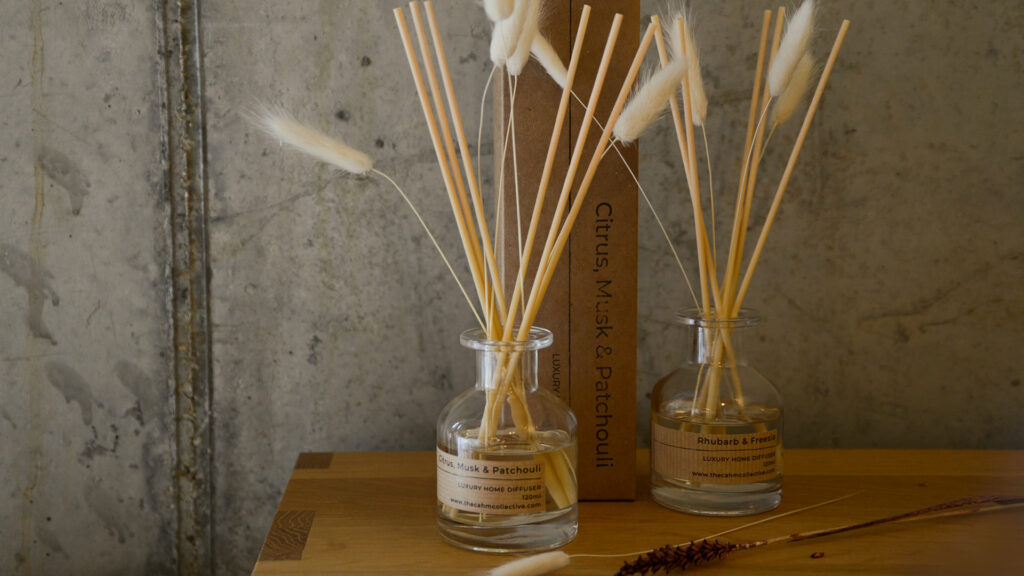 luxury glass room scent diffuser with reeds and bunny tails