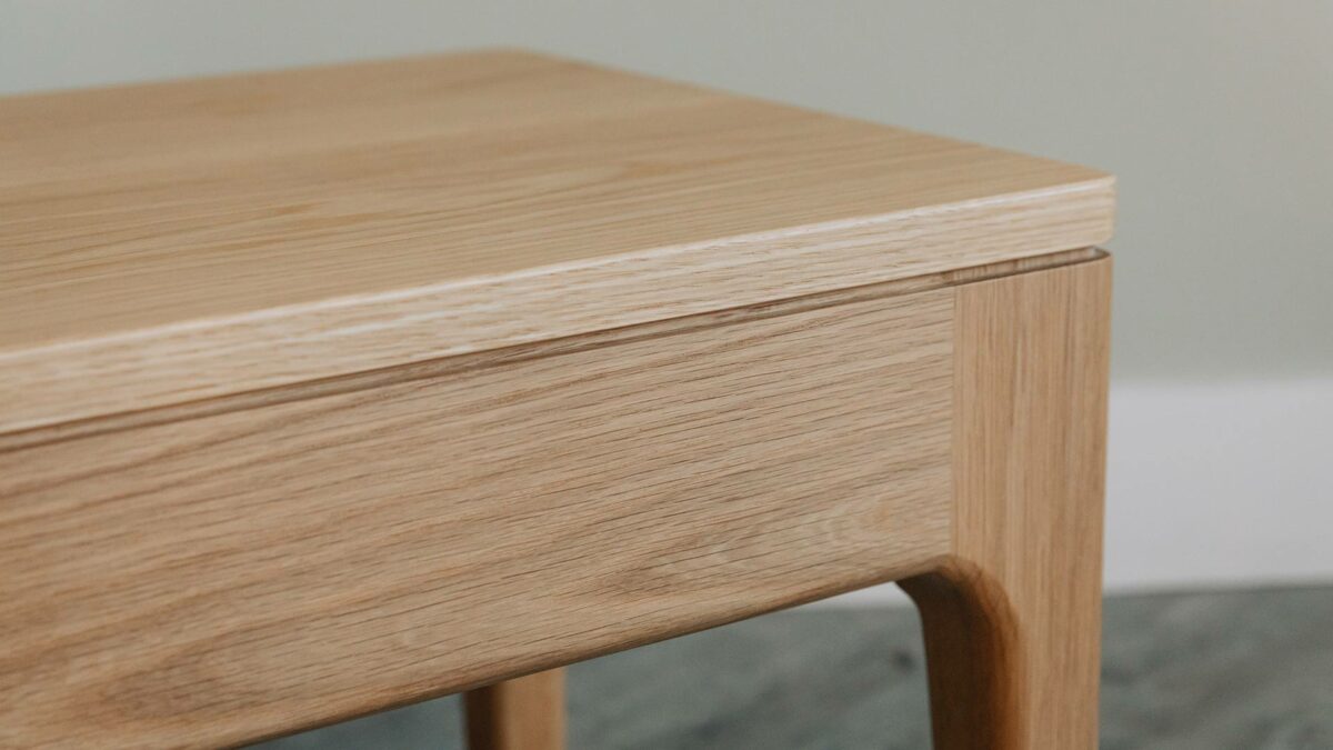 Hand crafted Camden wooden side table in oak - a detail view