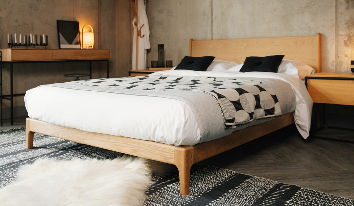 carnaby low mid century look bed solid oak 1920