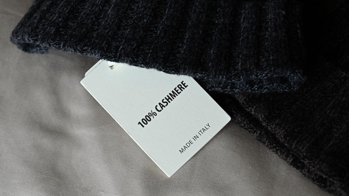 Melange Cashmere Cable Knit Hats - 3 Colours - Image 6