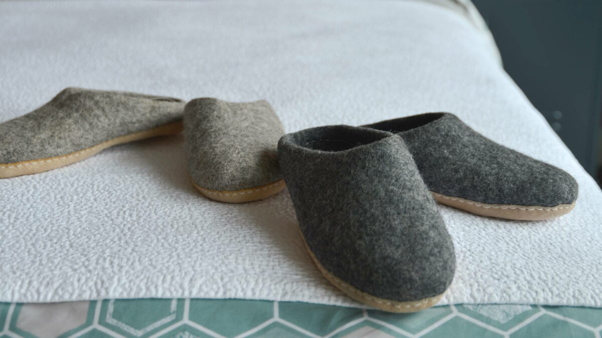 chalk wool slippers