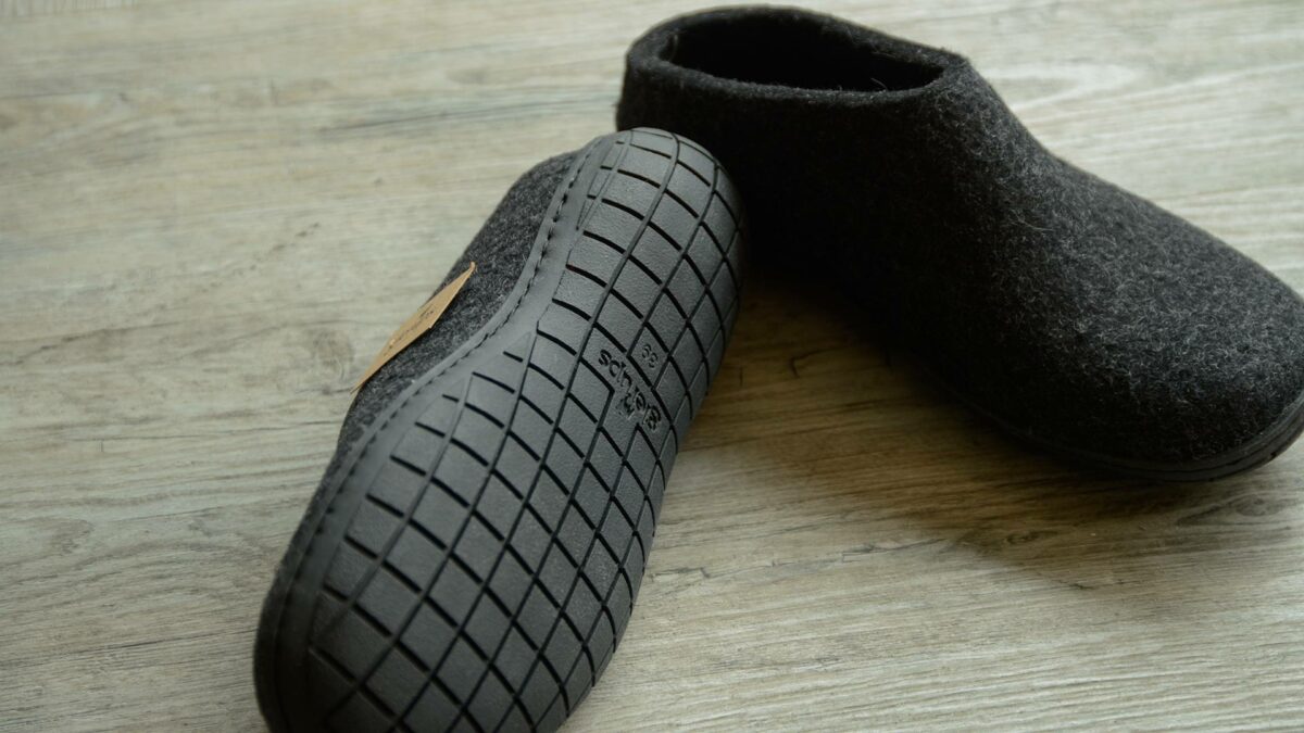 charcoal grey felt slippers with rubber weatherproof sole