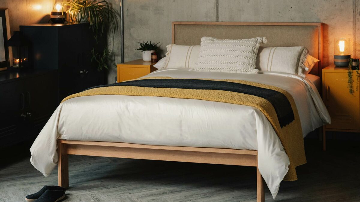 cherry bed with upholstered headboard SHETLAND 1250