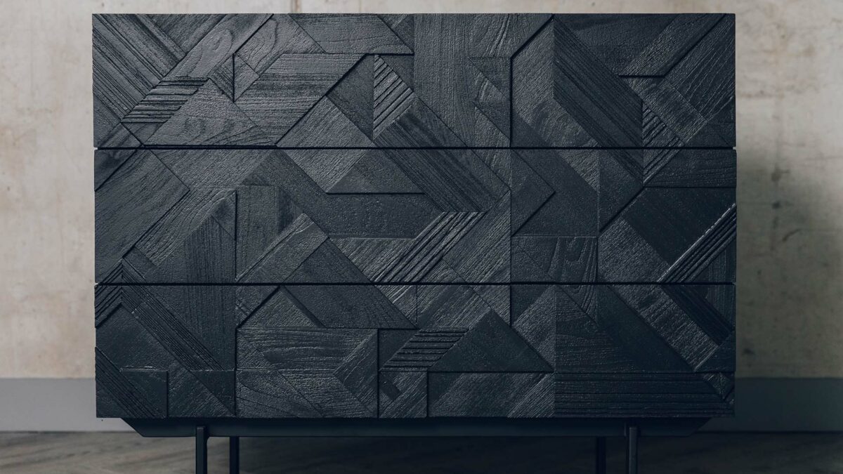 graphic pattern textured 3 drawer wooden chest with a black finish