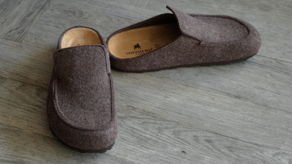 Elasticated Men's Brown Slippers