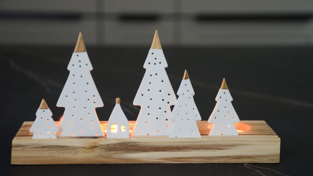 christmas scene wood and porcelain candle holder
