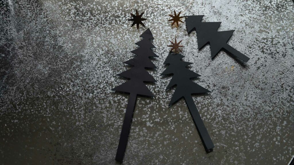 Modern Christmas Tree Decoration