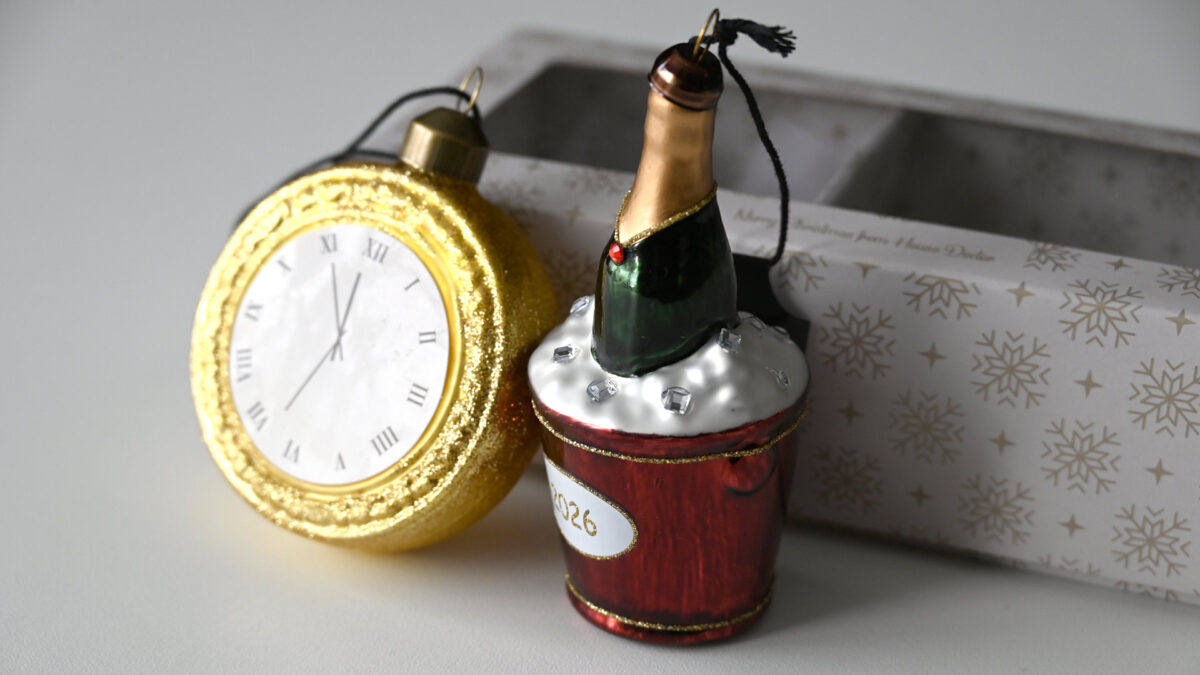 Vintage Look Christmas Decorations - Image 4