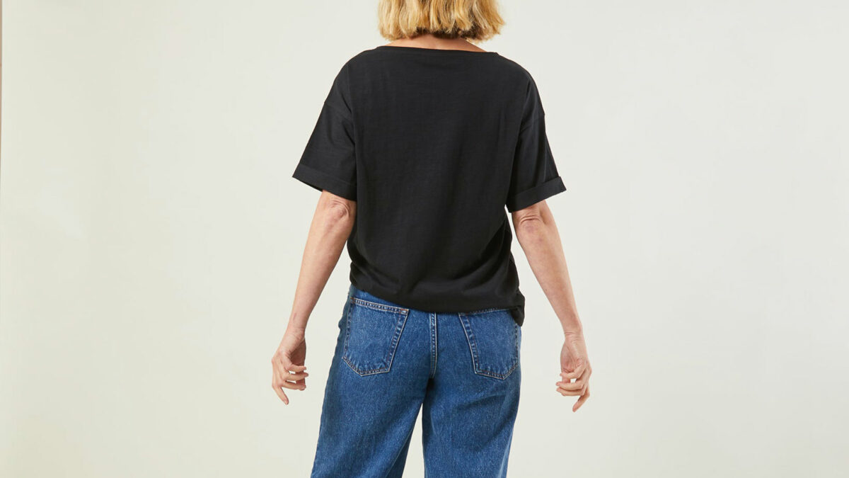 classic cotton T shirt black back