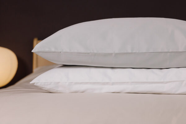 Luxury 600 Thread Count Cotton Bedding Collection - Pale Taupe, Grey or White