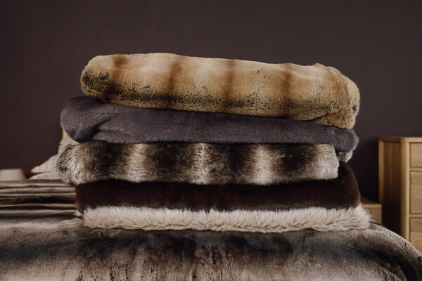 Luxury Faux Fur Bedspreads