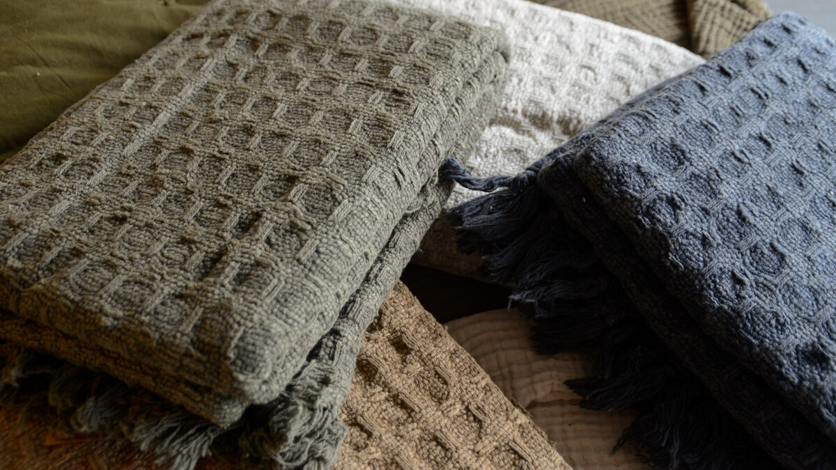 colour range waffle knit throws