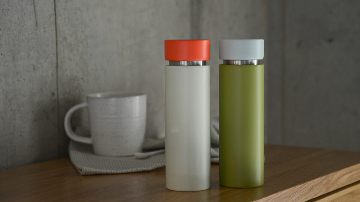 colourful salt and pepper grinder main view