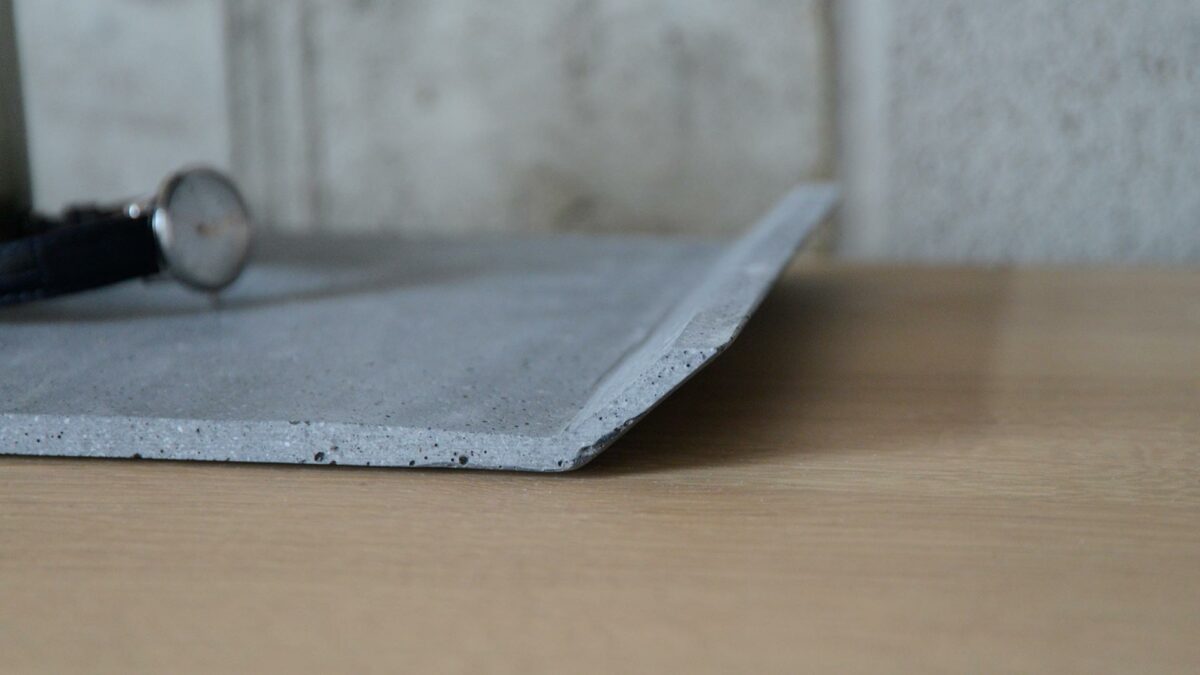 concrete tray - detail