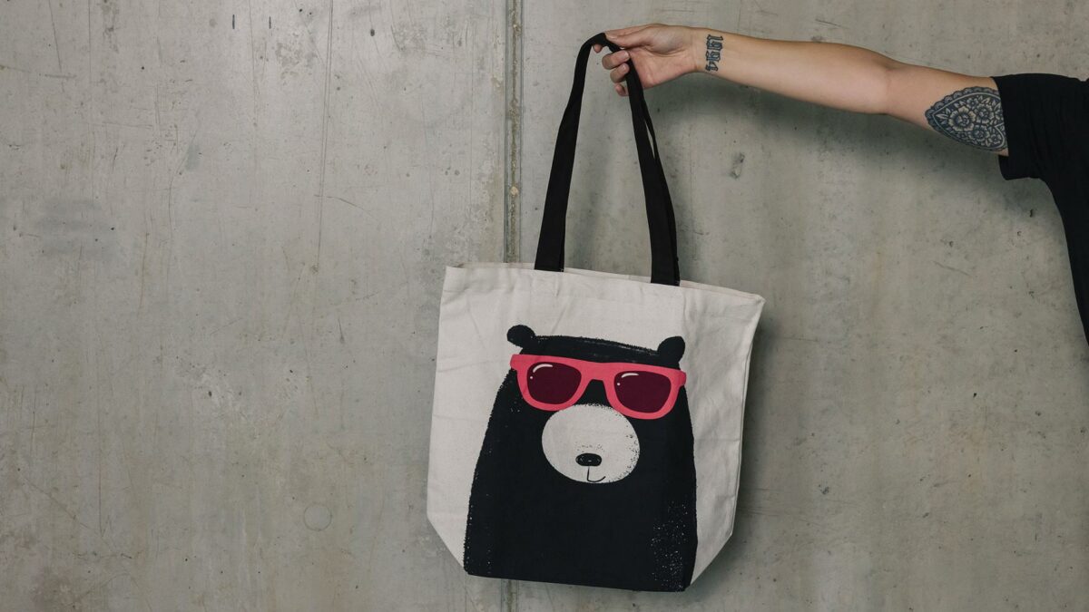 cool bear print shopper