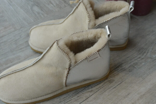 cosy boot style sheepskin slippers in silver & sand