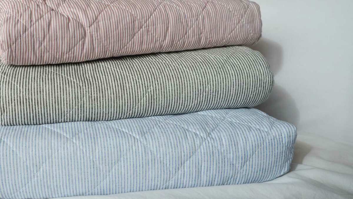 cotton-quilted-blankets-3-colours