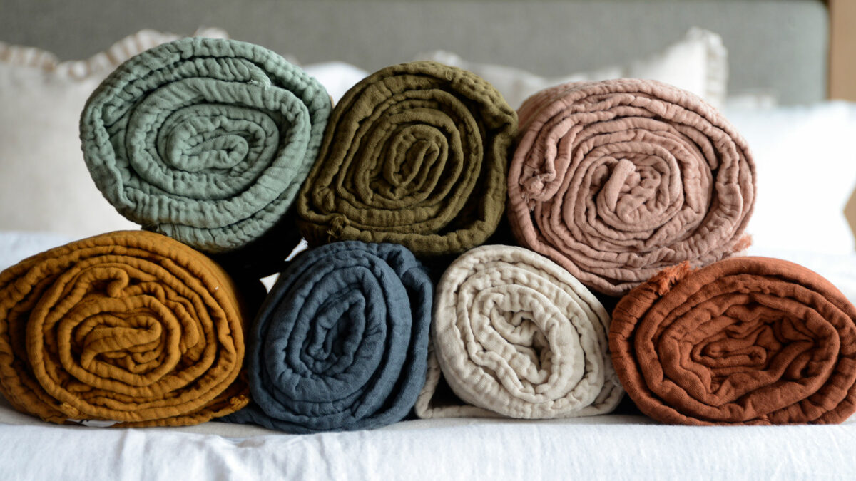 crinkle muslin cotton throws