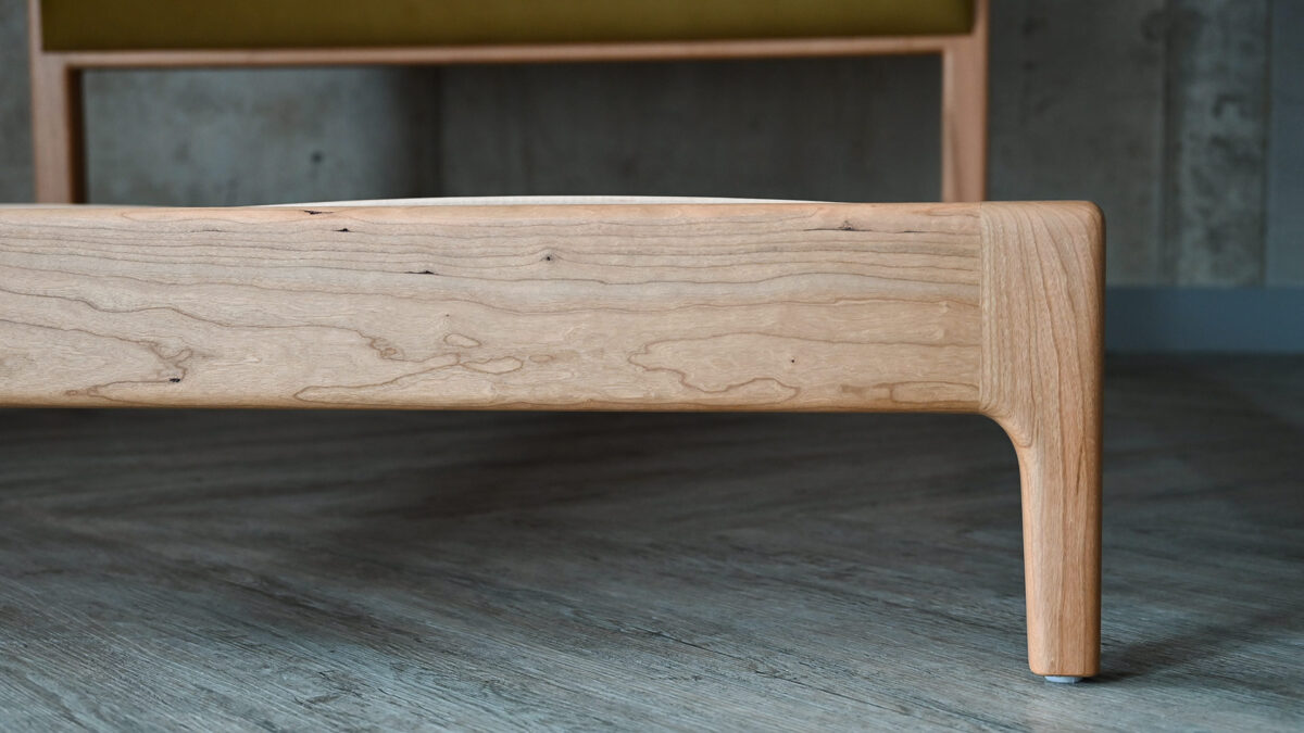 QUICK SHIP Custom Kingsize Cherry Carlisle Bed - Image 9