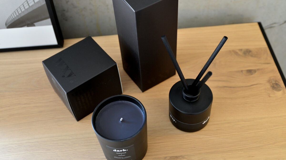 dark collection black scented candle and diffuser