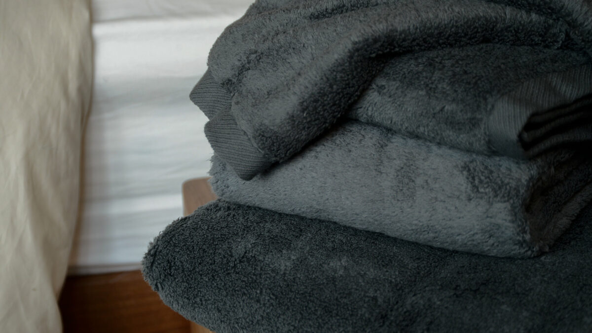 dark grey soft cotton towels