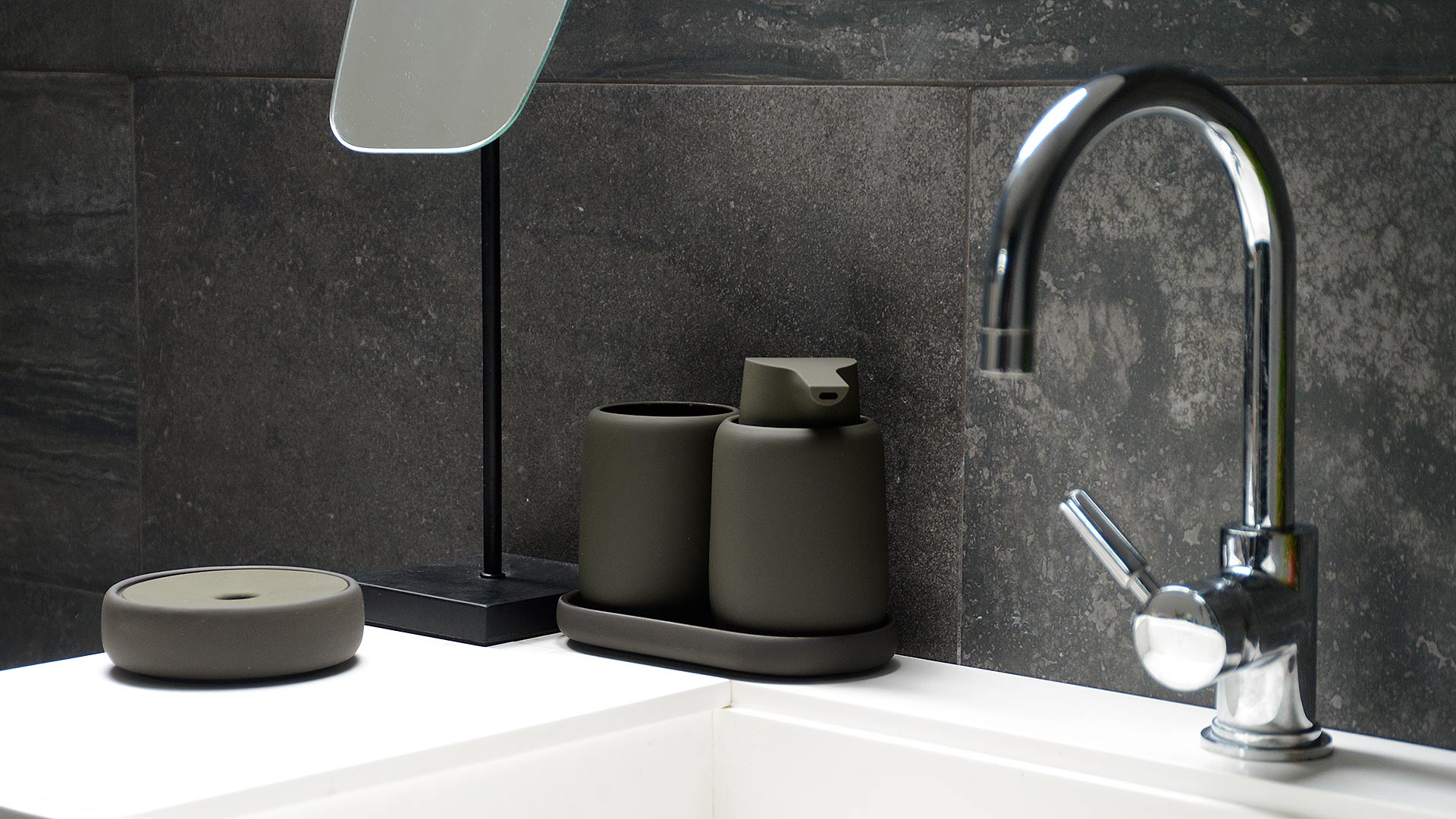 Grey bathroom set store