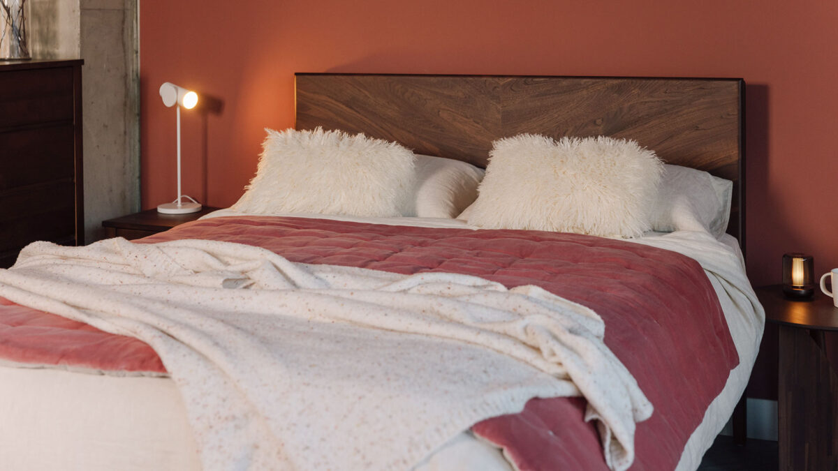 Velvet Reversible Quilt - Vintage Rose - Image 3