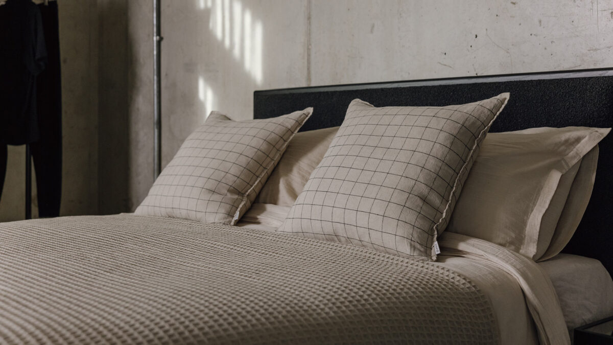 Neutral Waffle Weave Blankets - Extra Large - Image 4