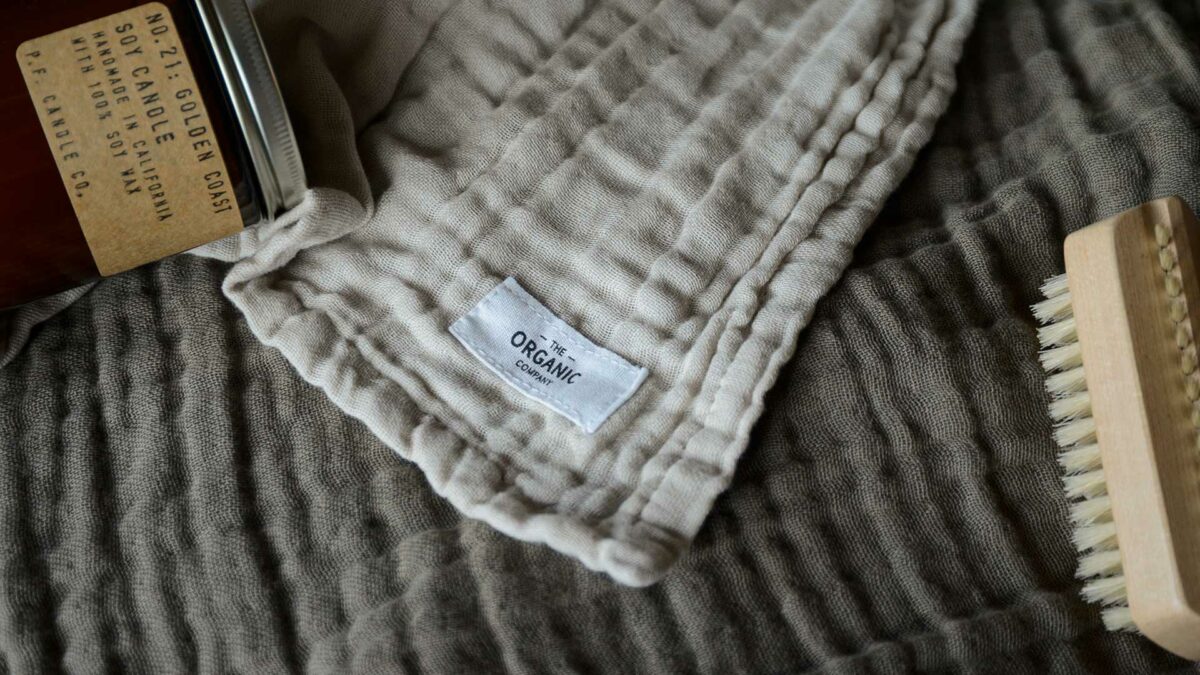 wrinkled texture organic cotton towels in two colours