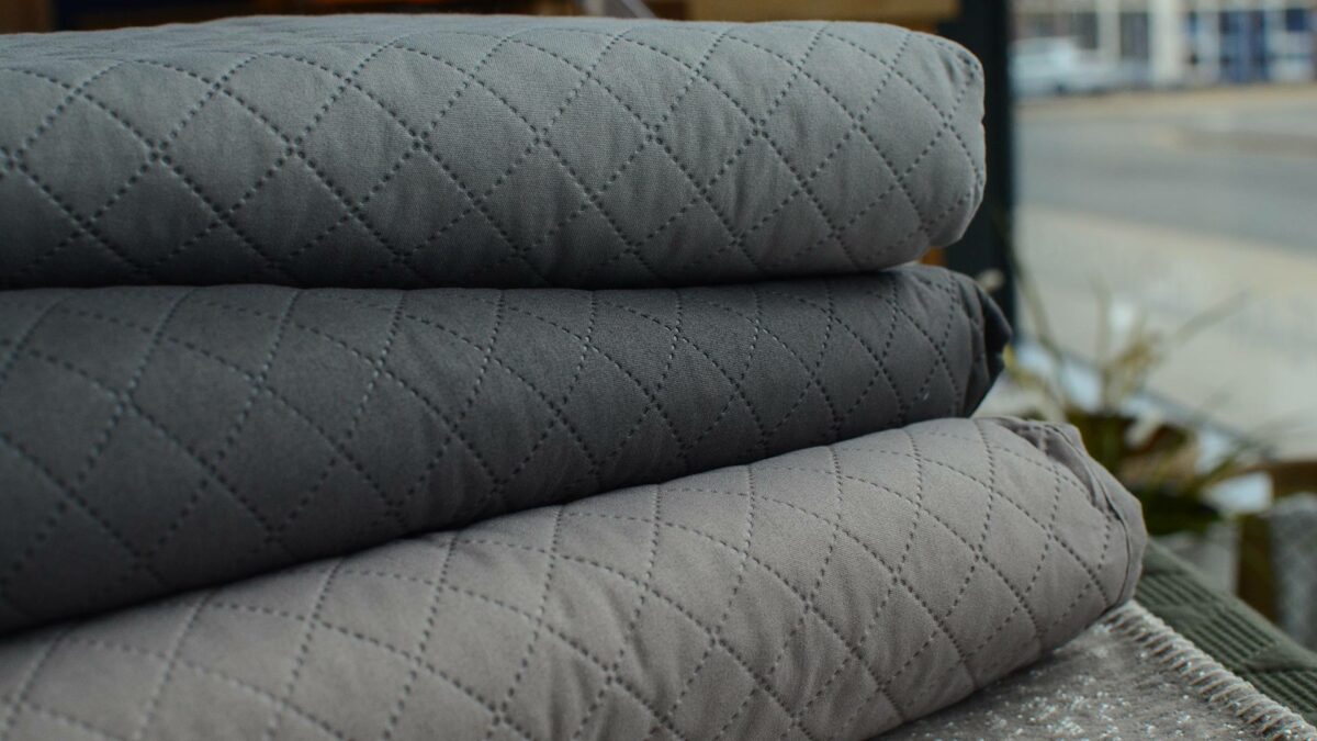 diamond-pattern-bedspreads-in-grey-taupe-and-slate