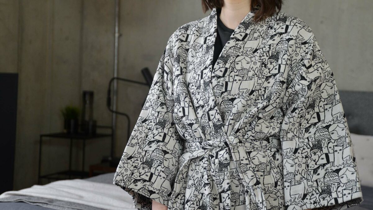 Donna Wilson black and white woven menagerie design short robe a closer view