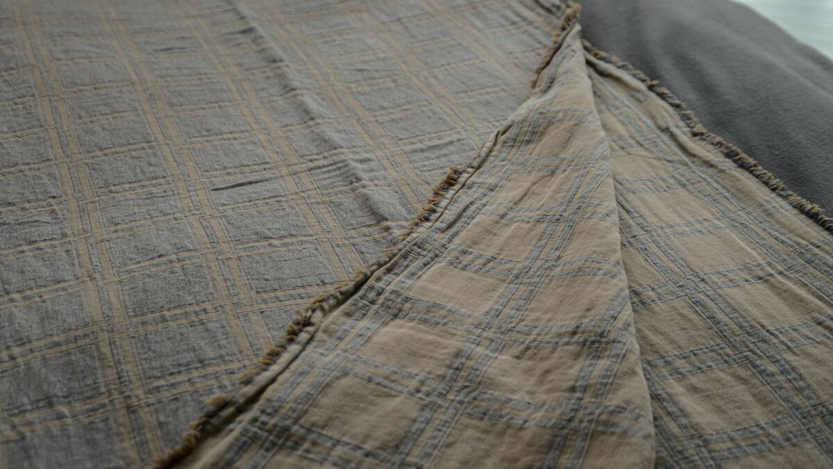 double check throw deep grey and ccaramel