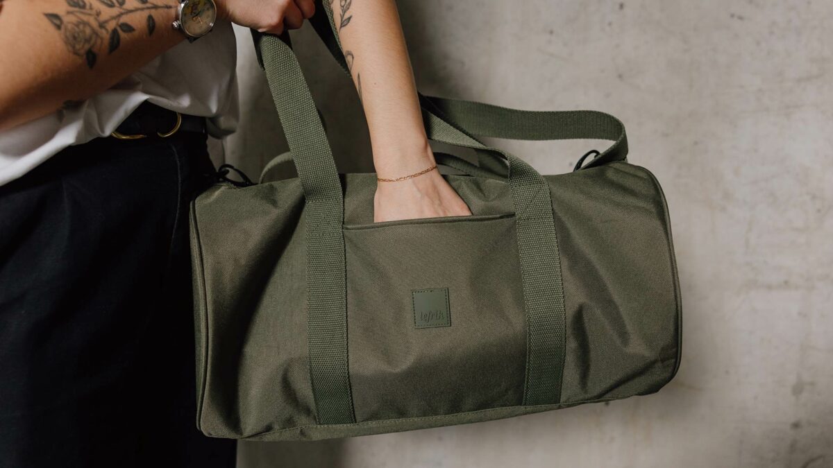 duffle bag olive