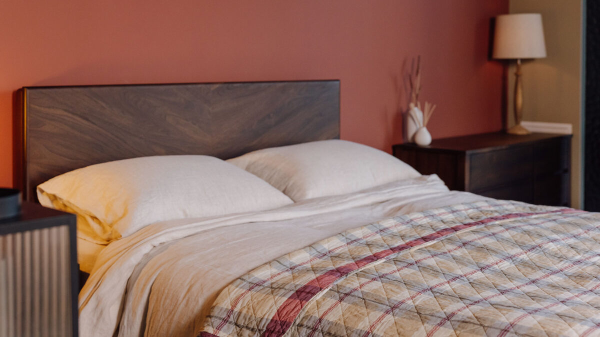 Retro Quilted Throws - Plum & Chocolate - Image 2
