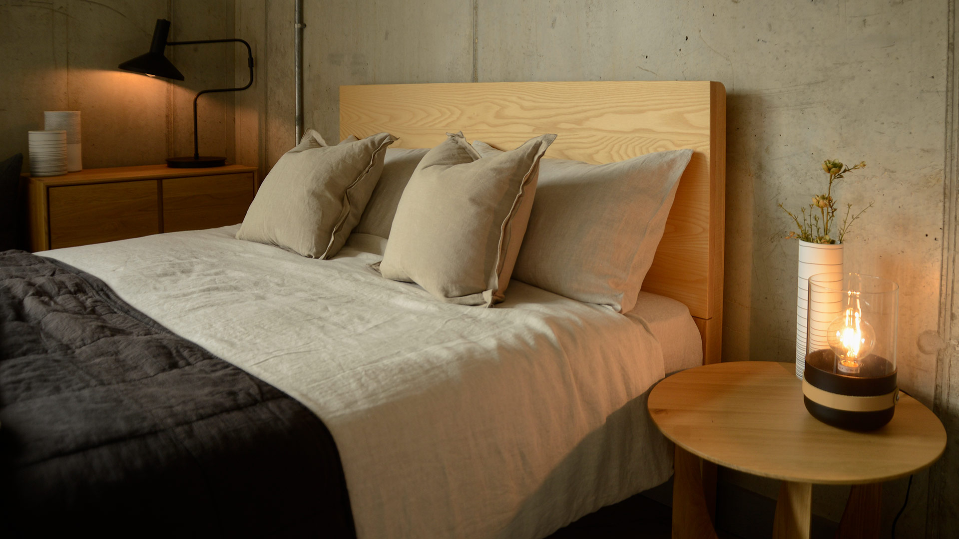 Linen bedding store