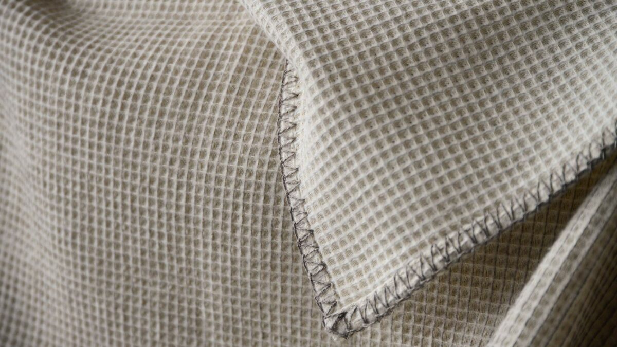 ecru waffle blanket detail