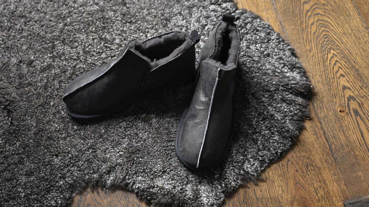 Anton Fleecy Sheepskin Slippers - Image 3