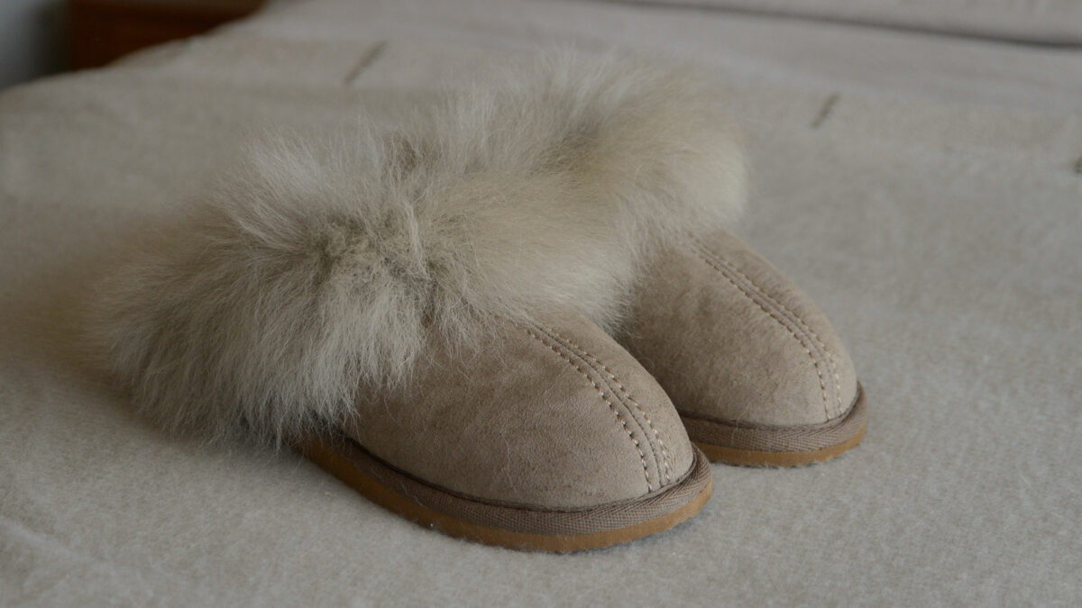 luxury fluffy sheepskin slippers in taupe