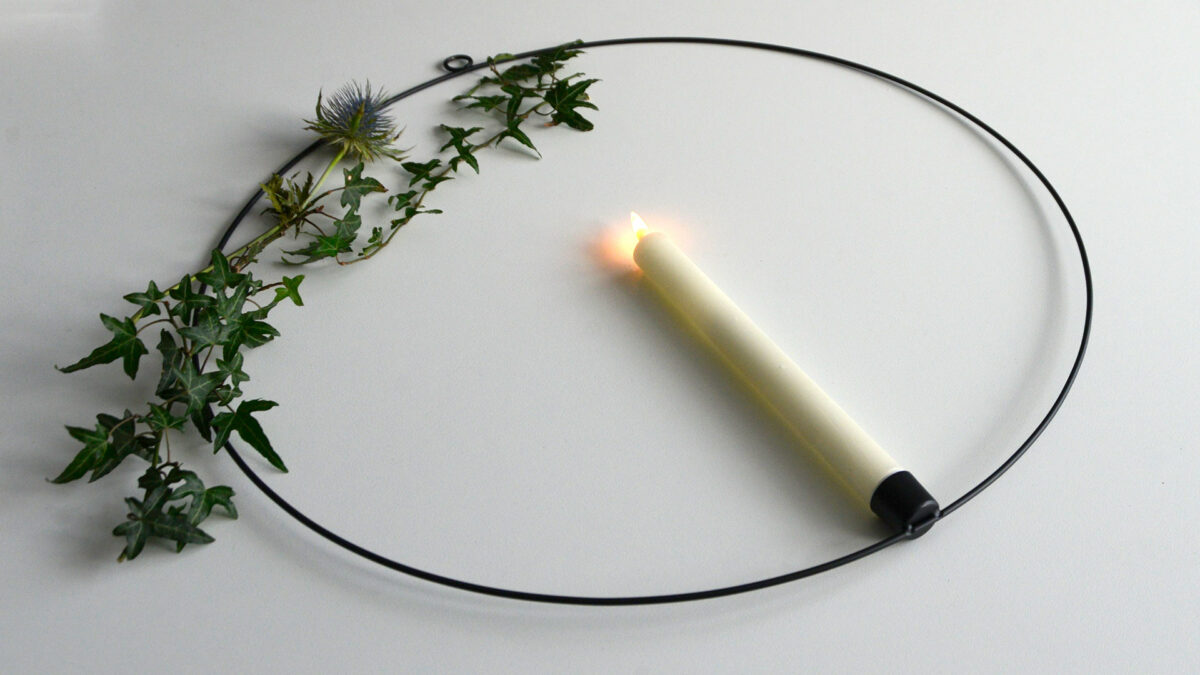 festive decor candle and hoop for hanging
