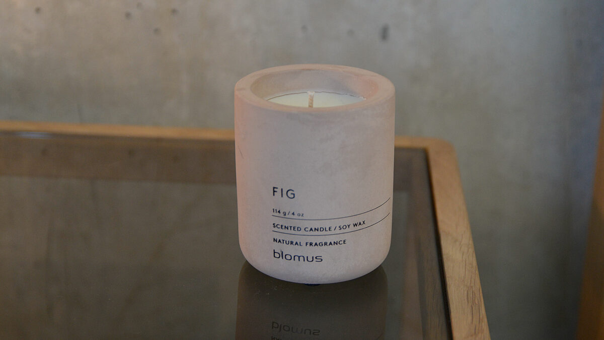 fig scented candle in pink jar