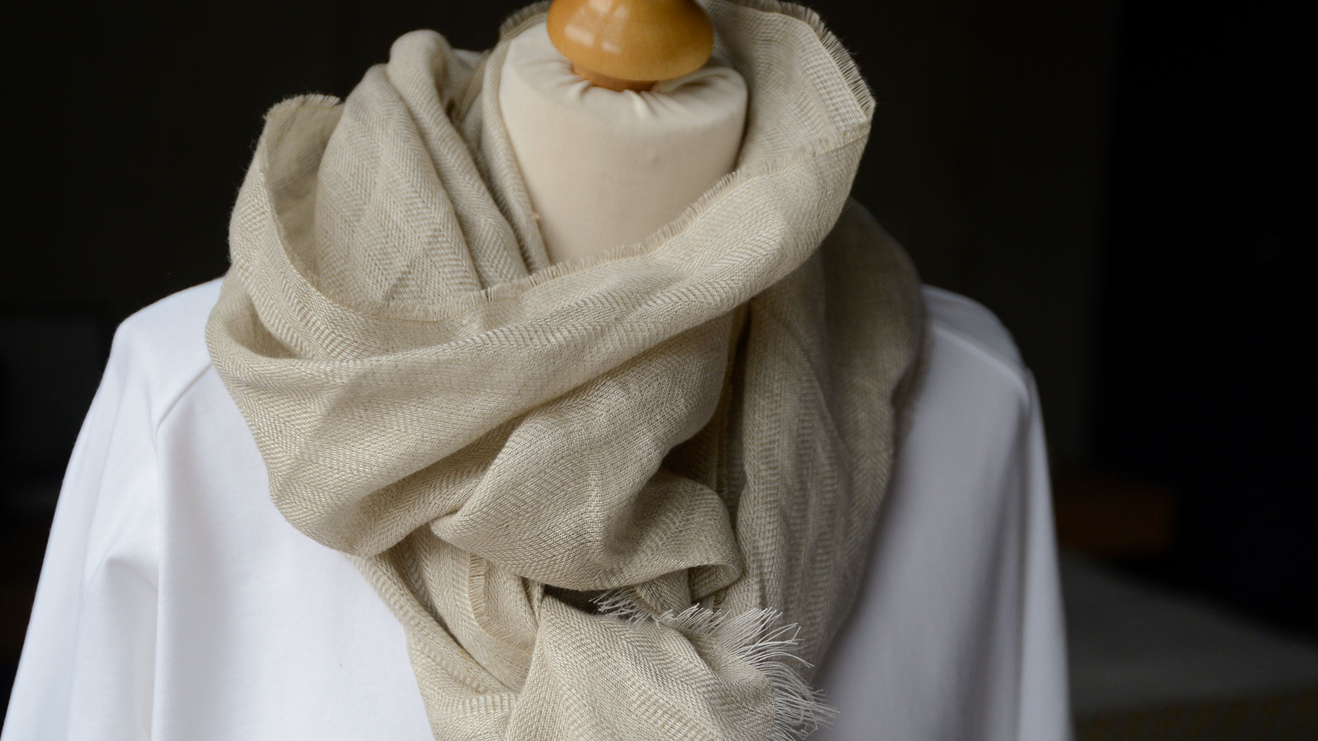 White linen scarf uk discount