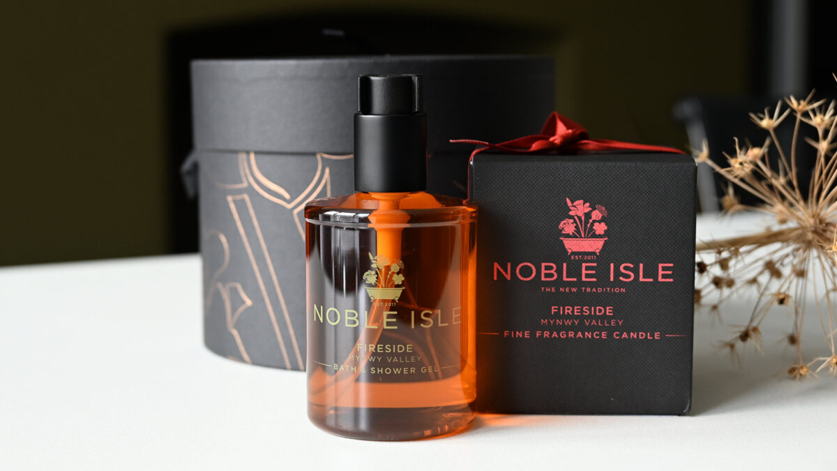 Noble Isle Fireside Luxury Gift Set - Candle & Shower Gel - Image 4