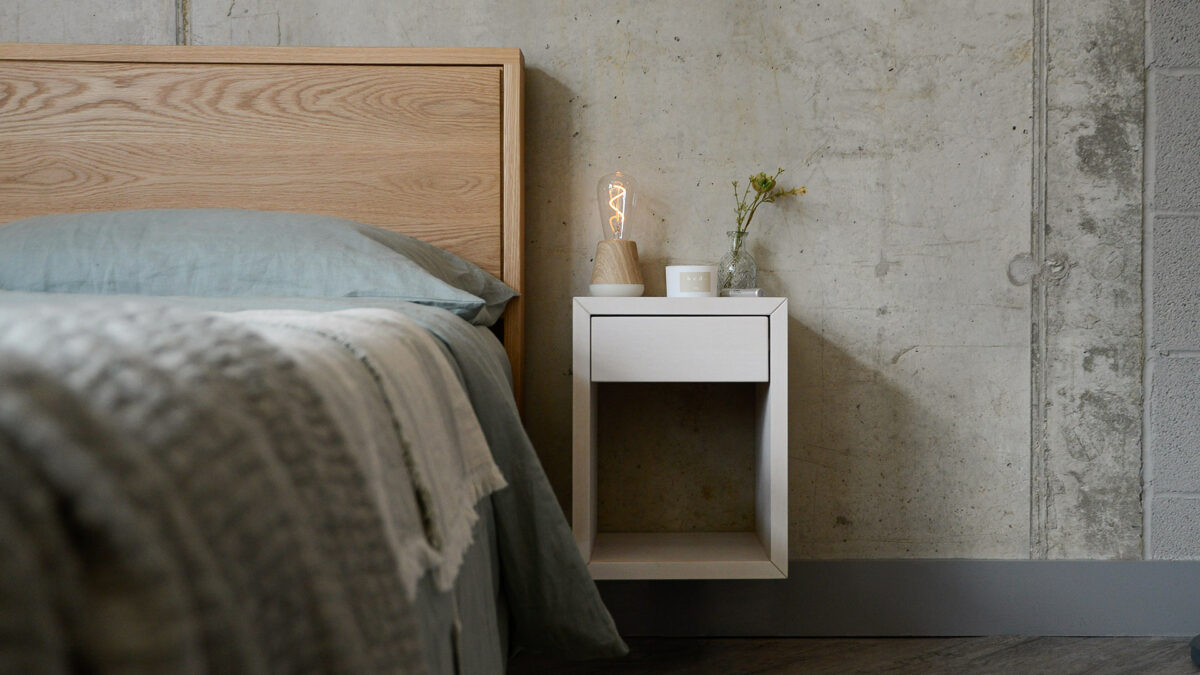floating wall mounted white birch bedside table front view with oak leith