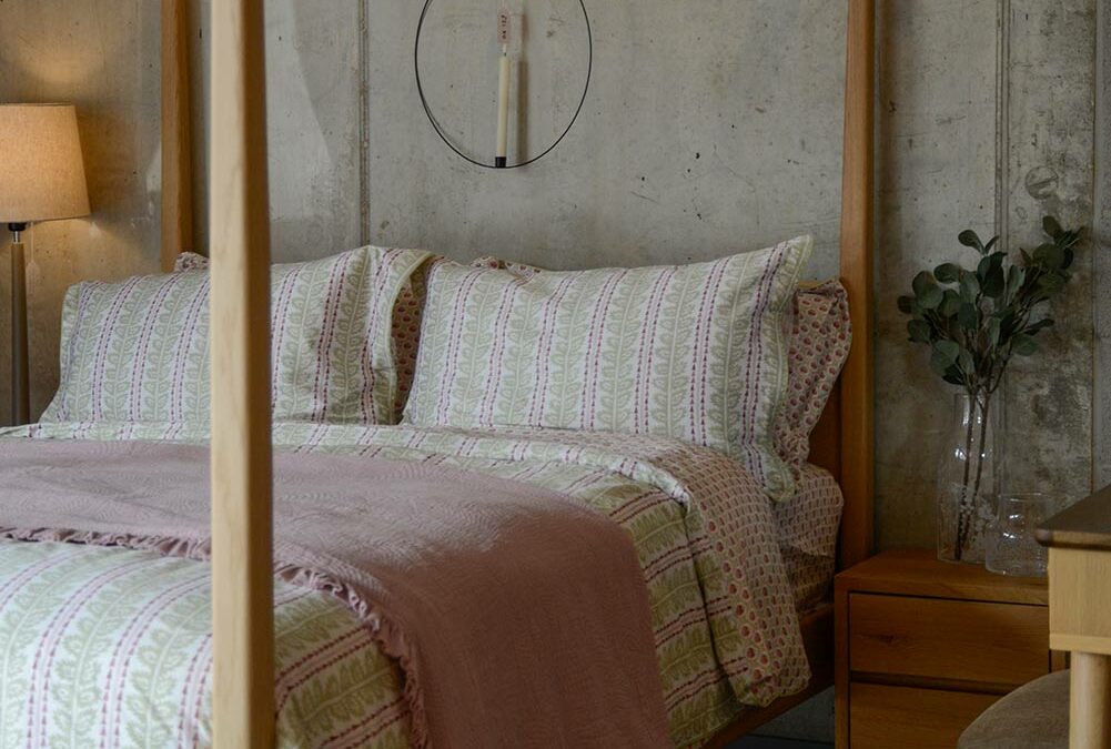 flora bedding portrait
