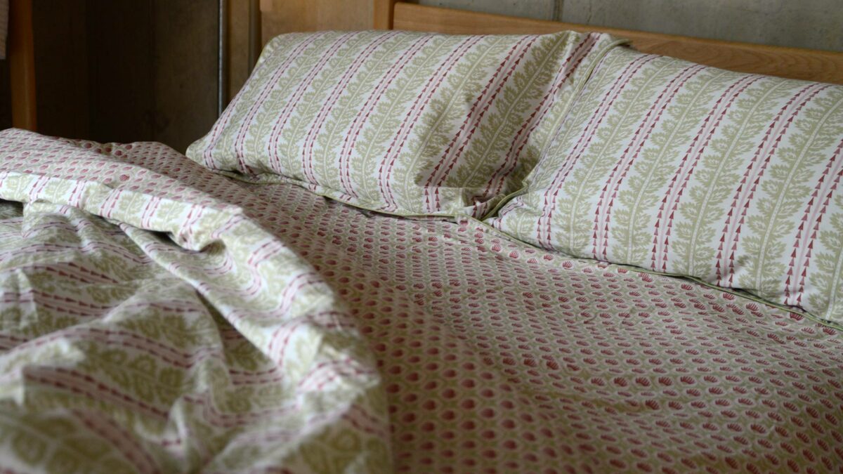 flora duvet set and fitted sheet