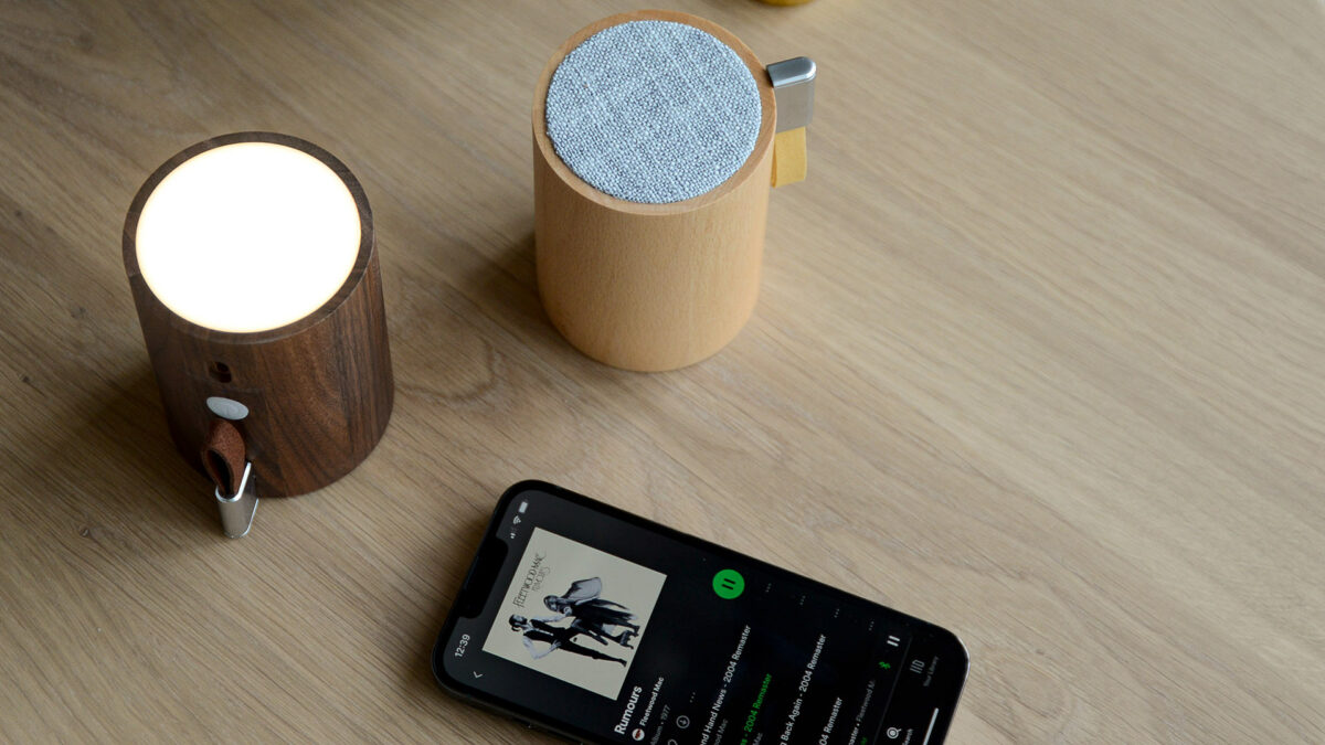 gingko drum speaker and light in use