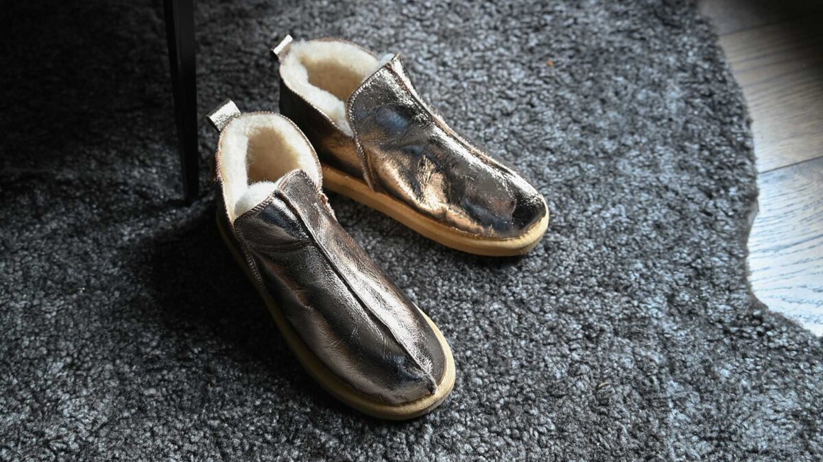 Annie Women's Sheepskin Slippers - Gold - Image 6